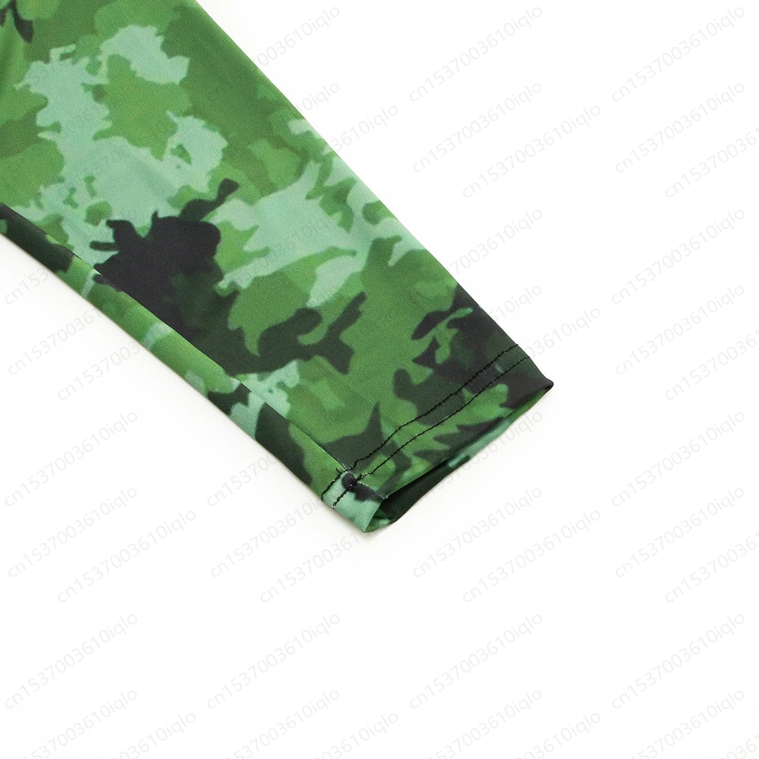 HUK Men’s Hooded Fishing Shirt – UPF 50+ Camouflage Long Sleeve