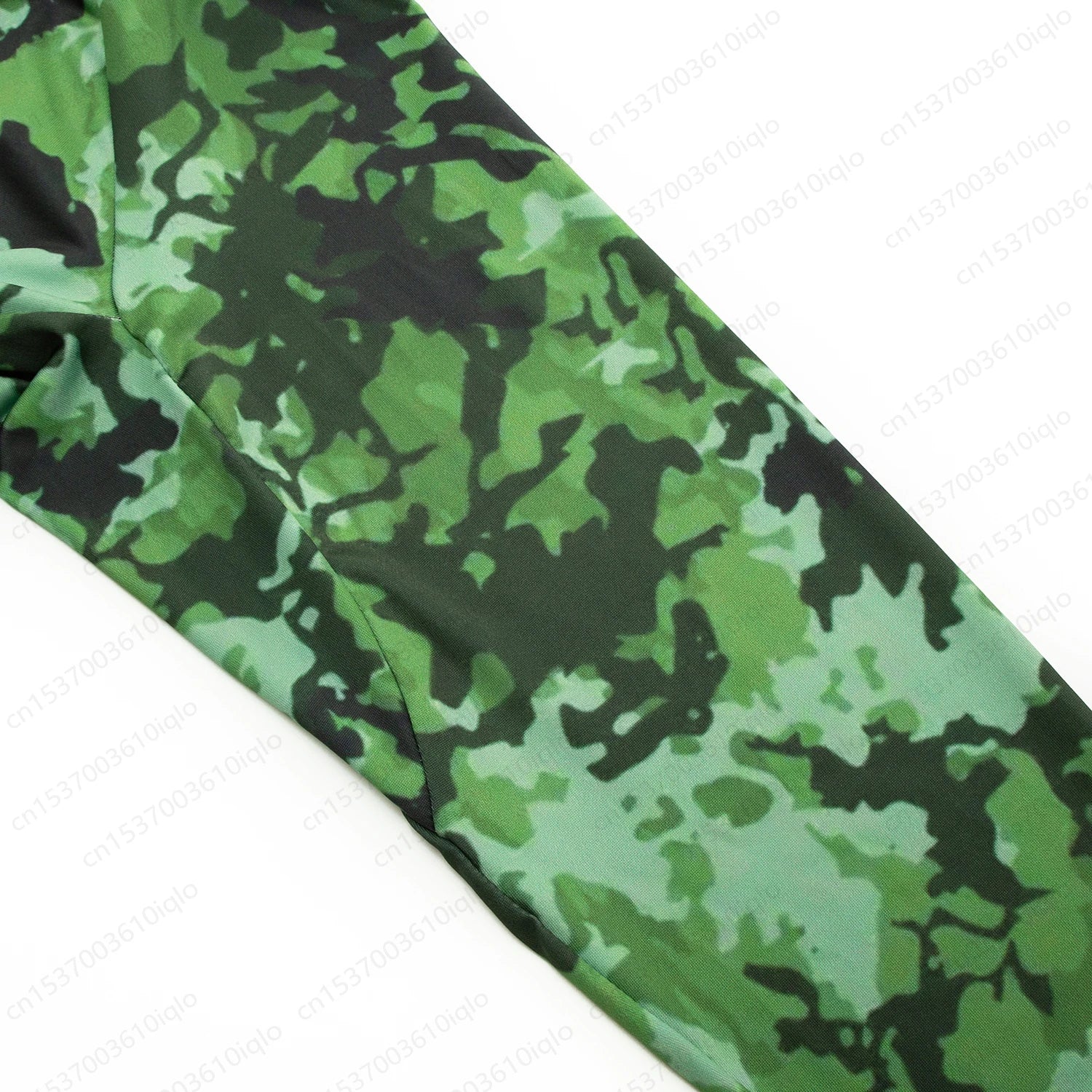 HUK Men’s Hooded Fishing Shirt – UPF 50+ Camouflage Long Sleeve